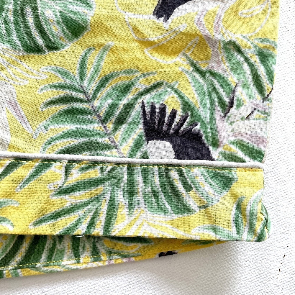 Mahogany Pelican Shorts Women's Large Yellow Tropical Toucan Drawstring NWT - Picture 3 of 8